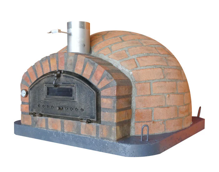 Rio Tinto Model 110cm x 110cm premium wood-fired pizza oven, perfect for outdoor cooking in Ireland. Featuring a rustic design, refractory brick interior, and weather-resistant build for authentic, restaurant-quality pizzas in your Irish garden or patio